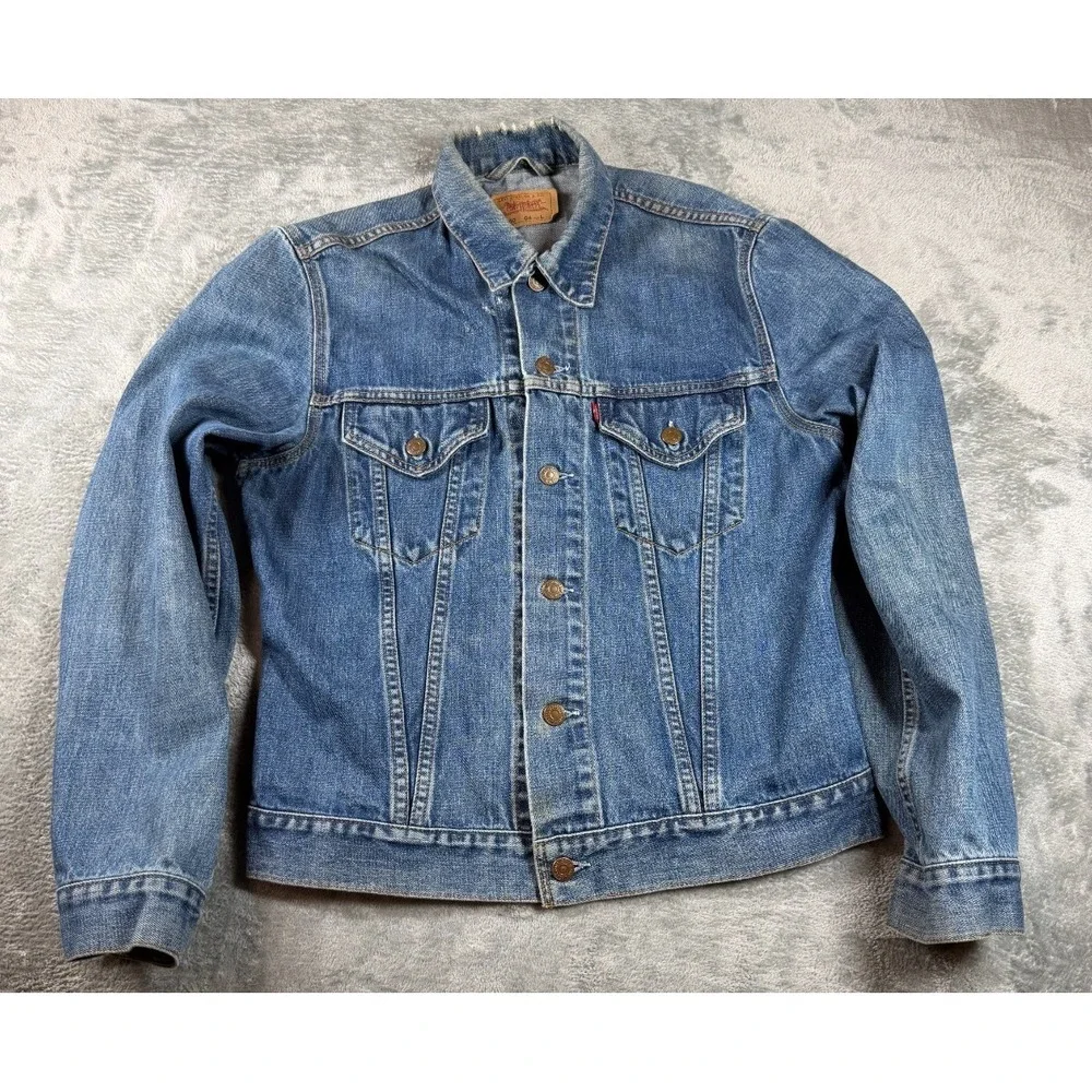 Vtg 80s Levi's 70500 Denim Trucker Jacket Men's L Faded Distressed USA-Era